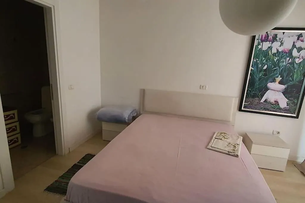 Umana Apartment - Stylish & City Center Tirana Albanien